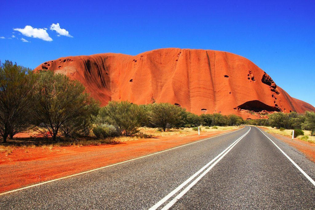 Explore the mesmerizing beauty of Uluru on our exclusive tours