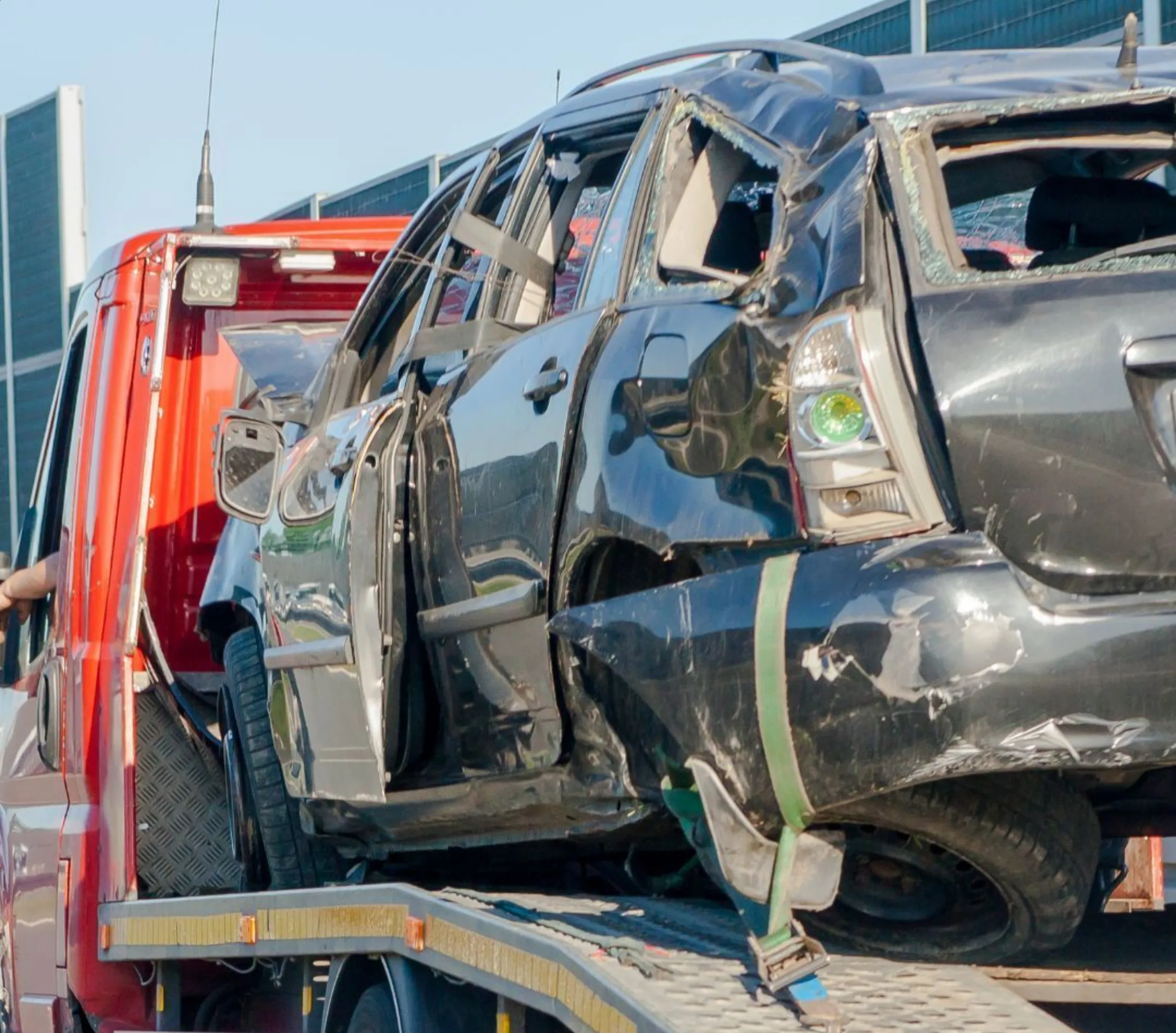 vehicle removal operator